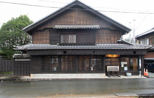築130年のコーヒー屋さん。