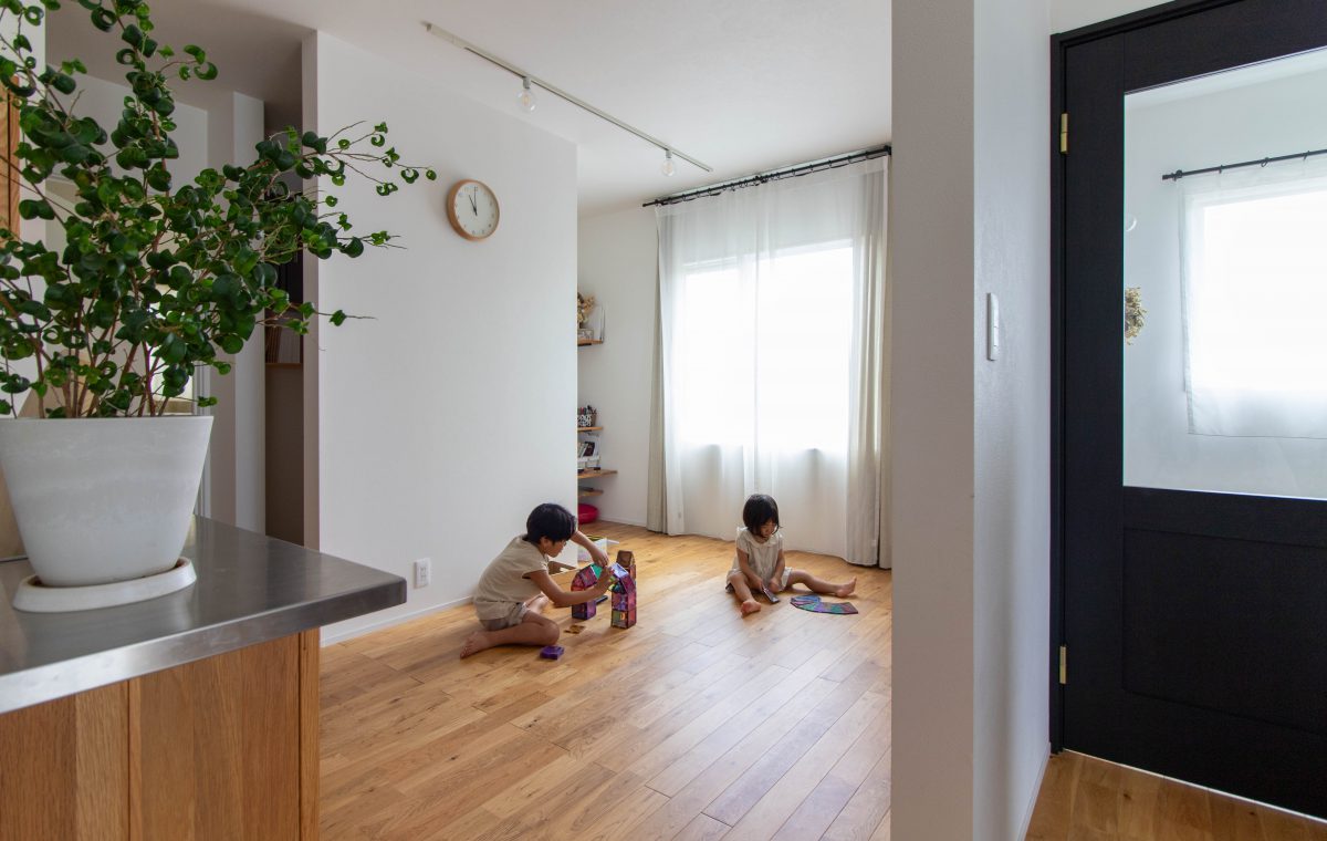 家族の物語が巡る、平屋の暮らし。