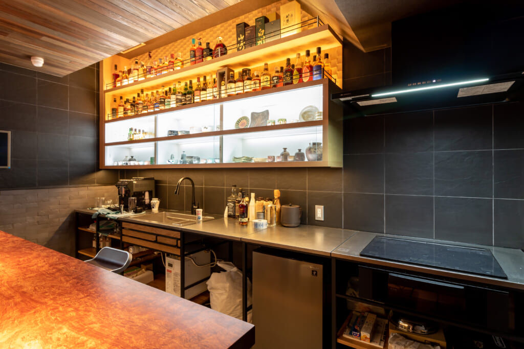 FRAME KITCHEN