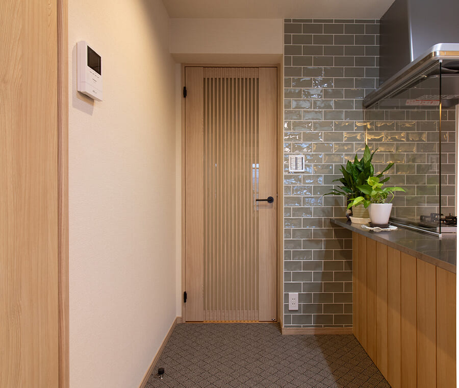 和のぬくもりと暮らしやすさが調和する住まい
