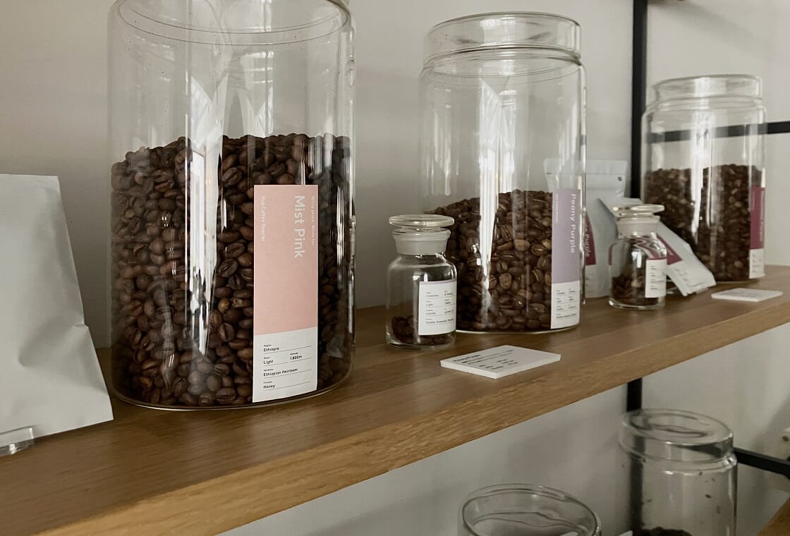 「色」でコーヒーを選ぶカフェ Hue Coffee Roaster